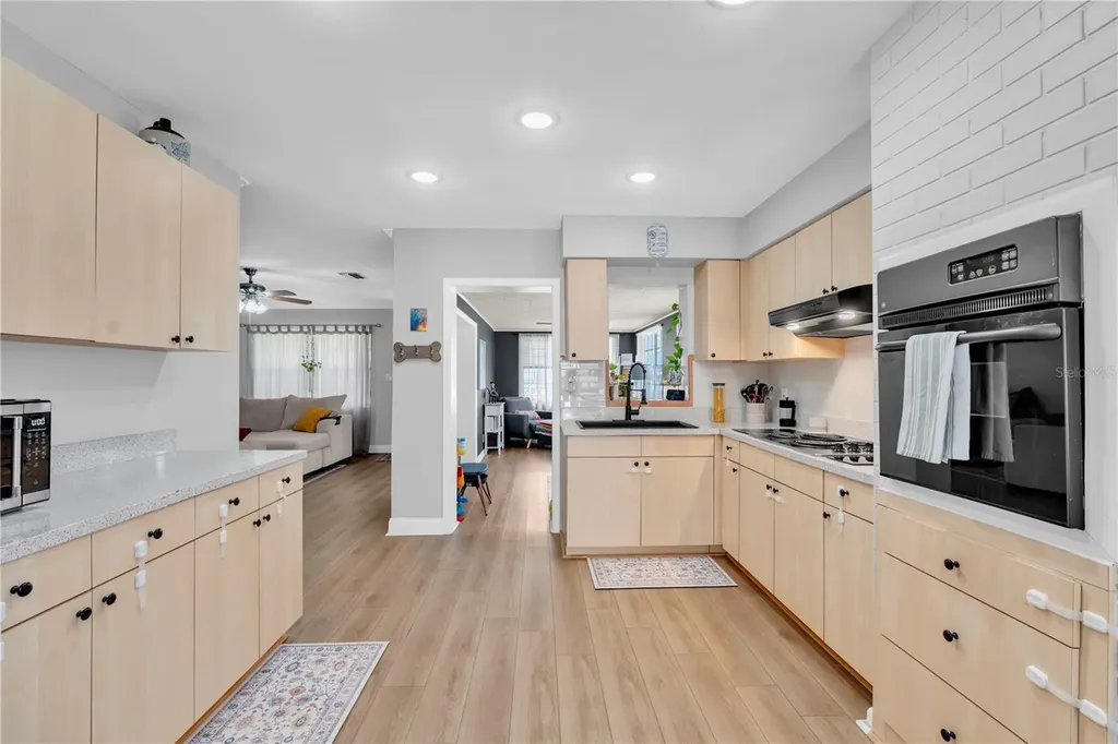 3307 W Braddock Street Tampa FL 33607