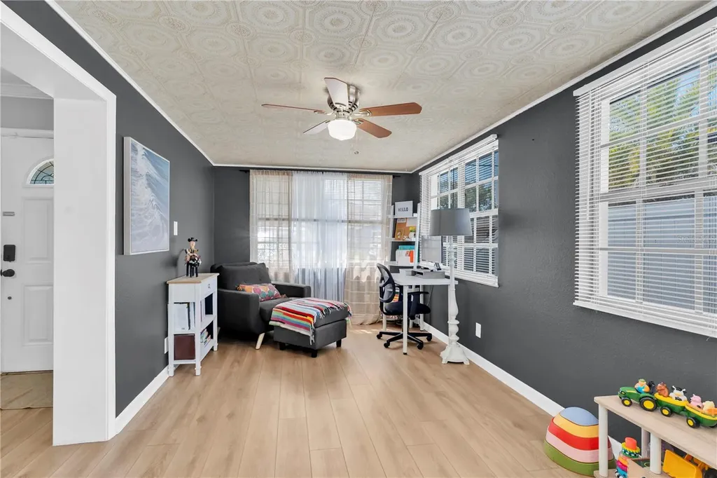 3307 W Braddock Street Tampa FL 33607