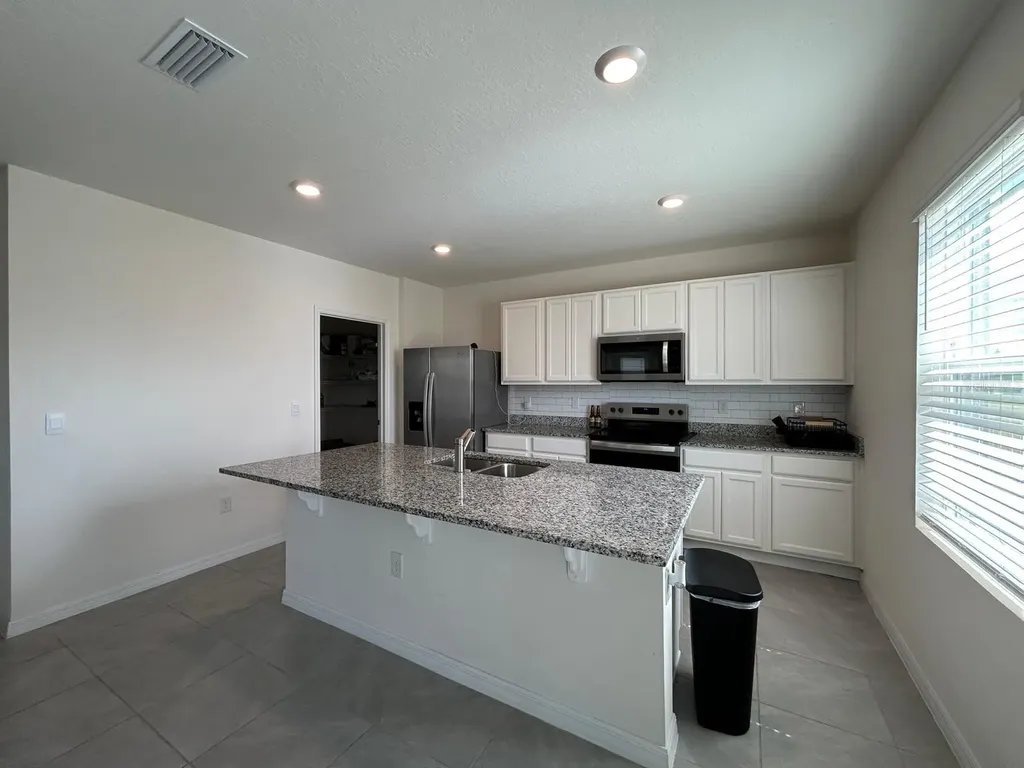 3841 Royal Azalea Way Sanford FL 32773