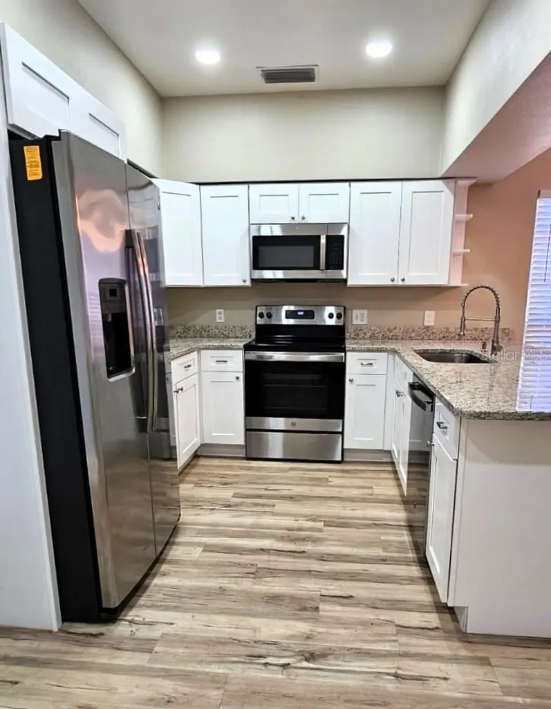 2700 Penzance Street Palm Harbor FL 34684