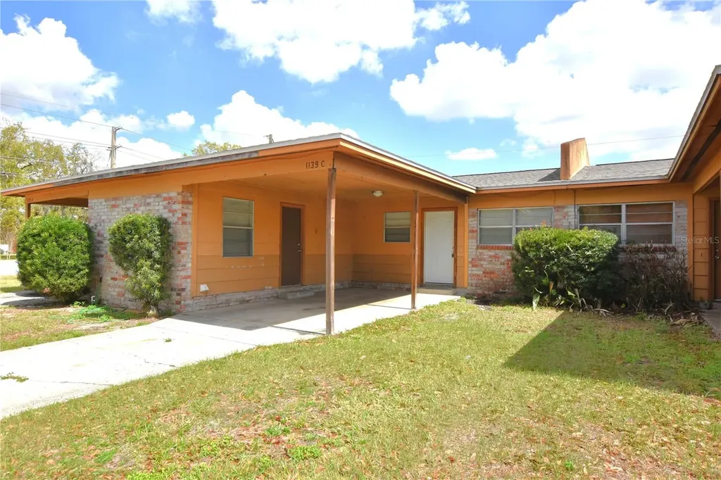 1139 W Mercury Drive Lakeland FL 33801