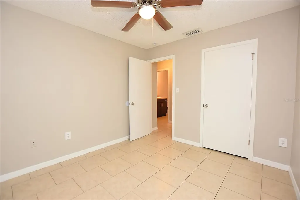 1139 W Mercury Drive Lakeland FL 33801