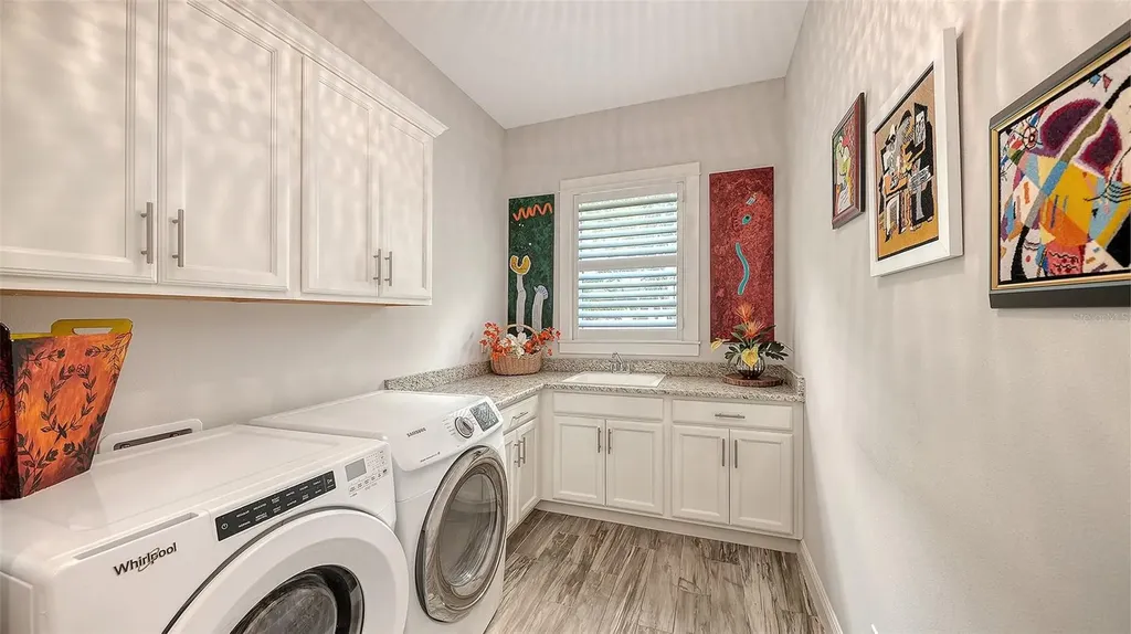 1794 Cunliff Lane Sarasota FL 34239