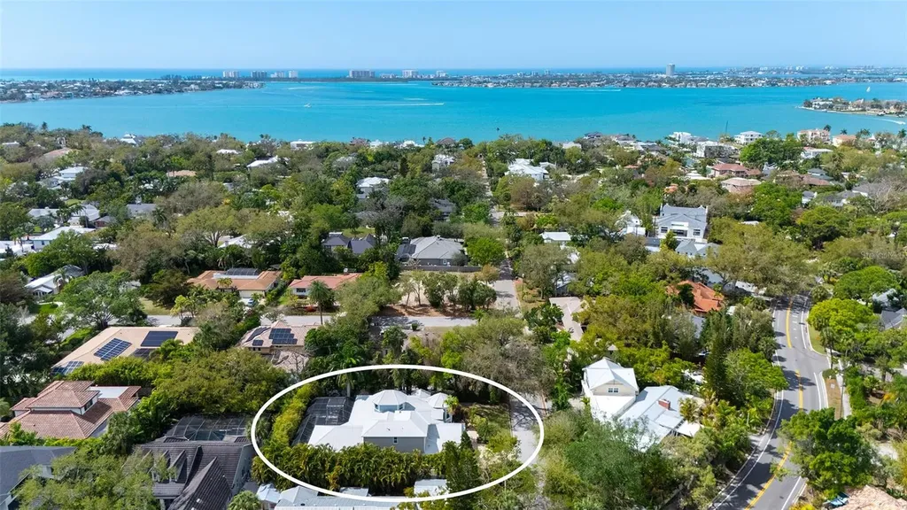 1794 Cunliff Lane Sarasota FL 34239