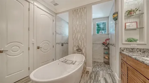 1794 Cunliff Lane Sarasota FL 34239