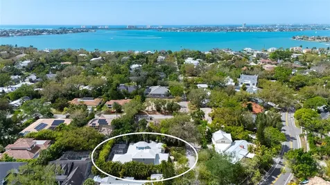 1794 Cunliff Lane Sarasota FL 34239