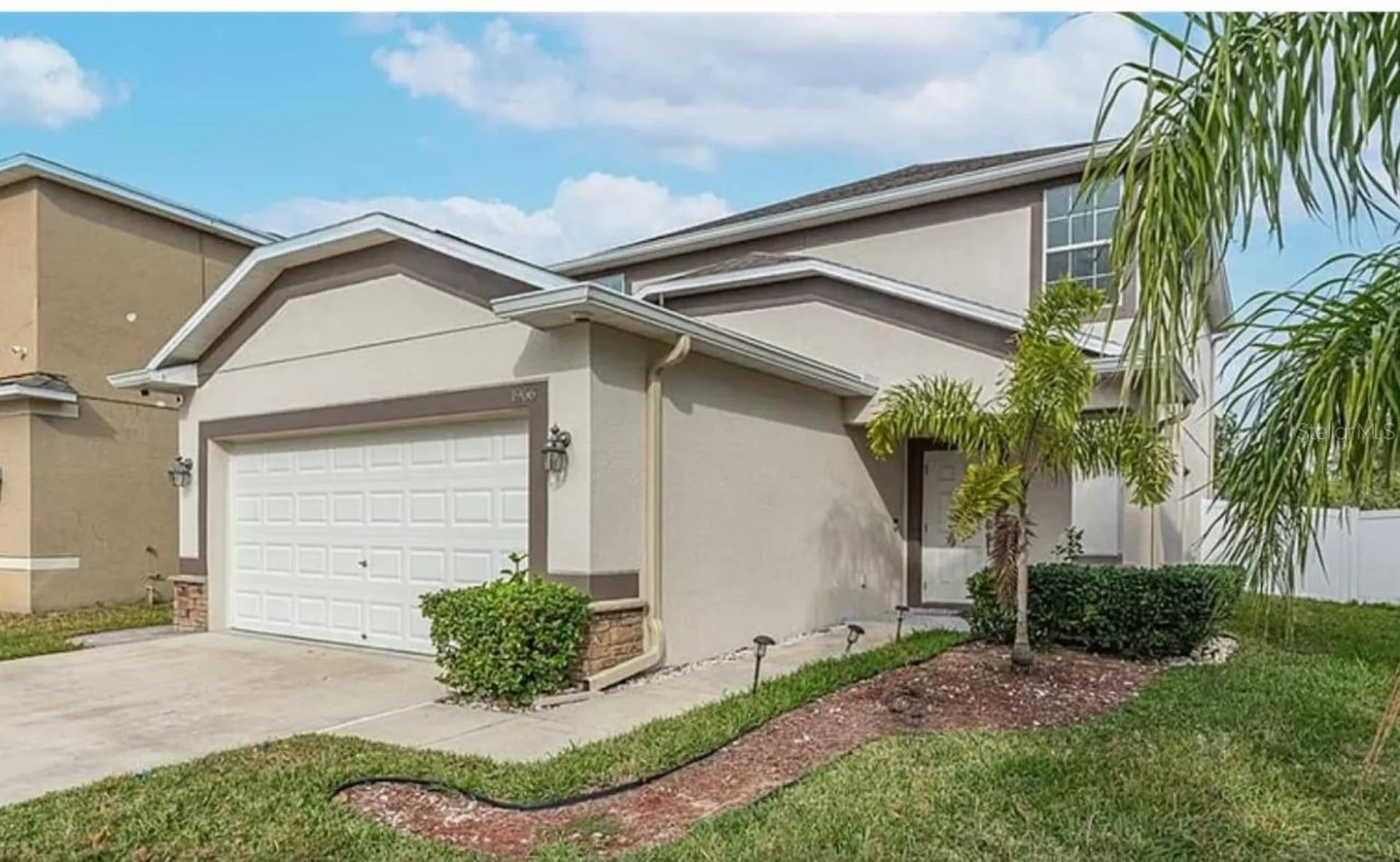 1966 Hawks View Drive Ruskin FL 33570