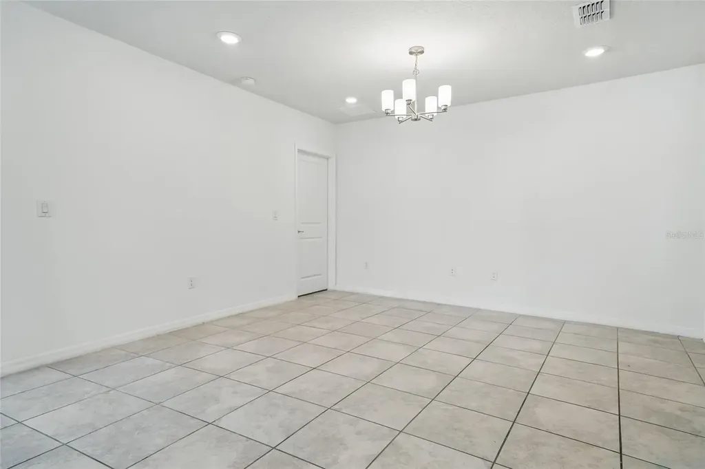 5079 Royal Point Avenue Kissimmee FL 34746