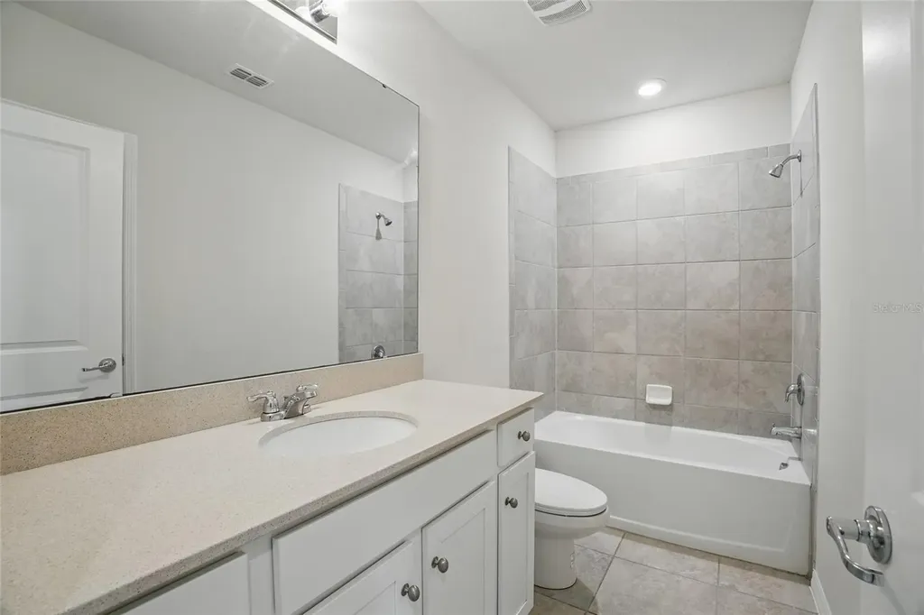 5079 Royal Point Avenue Kissimmee FL 34746