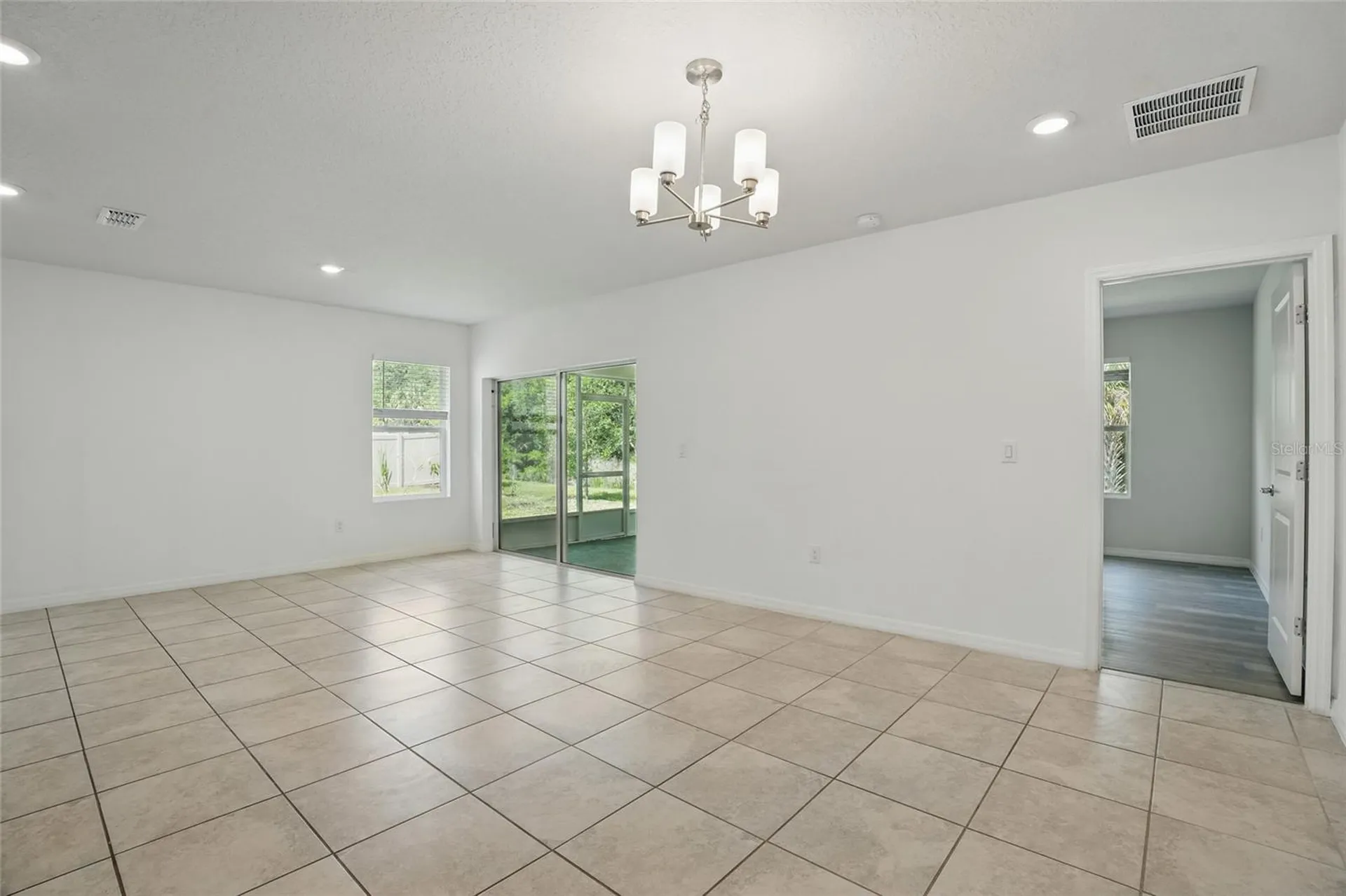 5079 Royal Point Avenue Kissimmee FL 34746