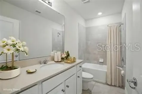 5079 Royal Point Avenue Kissimmee FL 34746