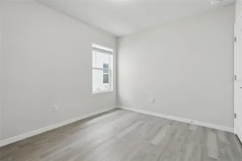 5079 Royal Point Avenue Kissimmee FL 34746