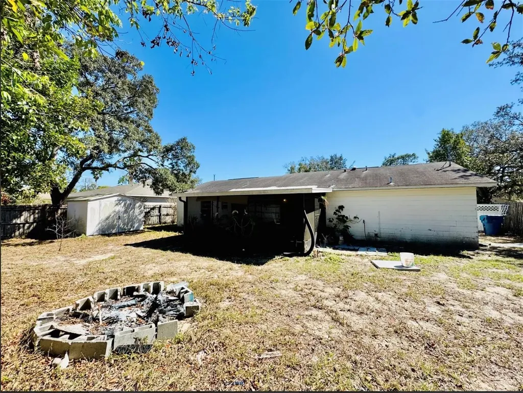 7423 Mohawk Trail Spring Hill FL 34606