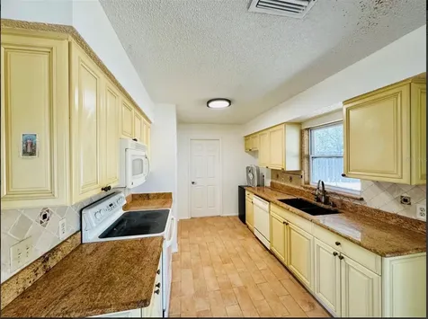 7423 Mohawk Trail Spring Hill FL 34606