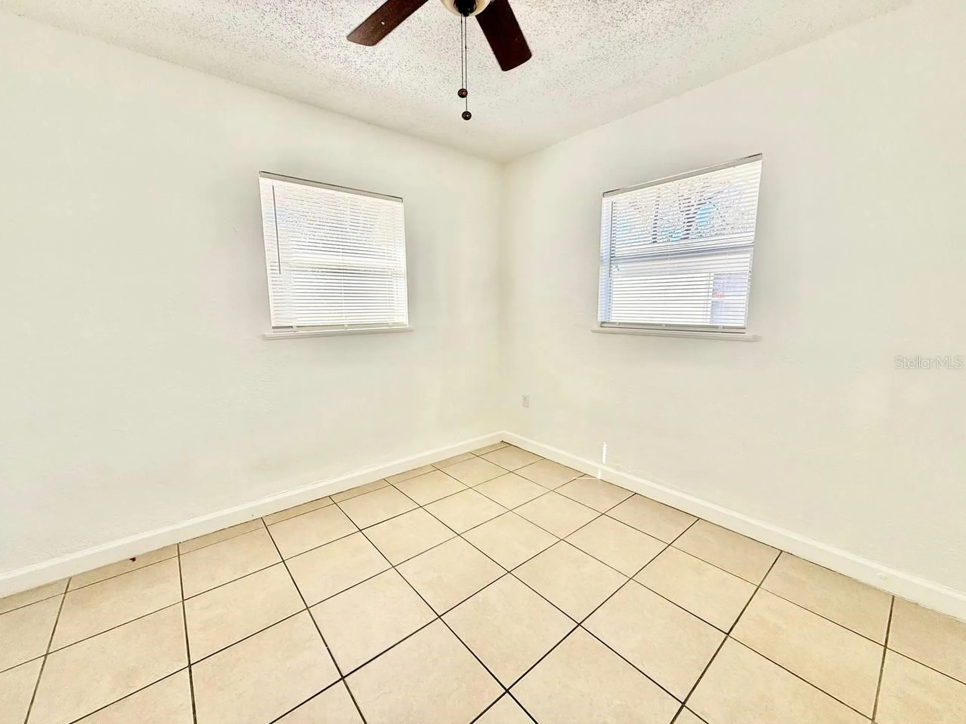 1607 E Maple Avenue Tampa FL 33604