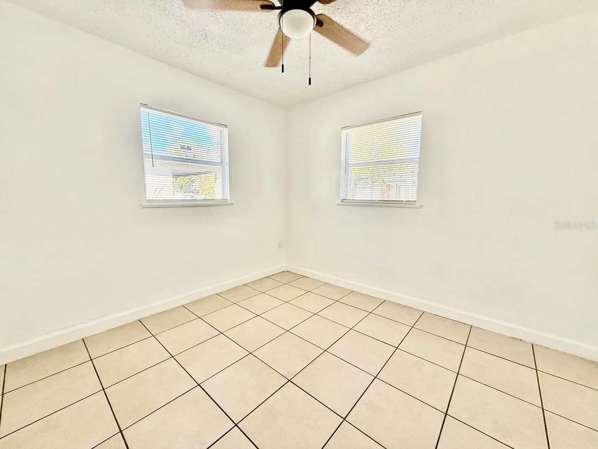 1607 E Maple Avenue Tampa FL 33604