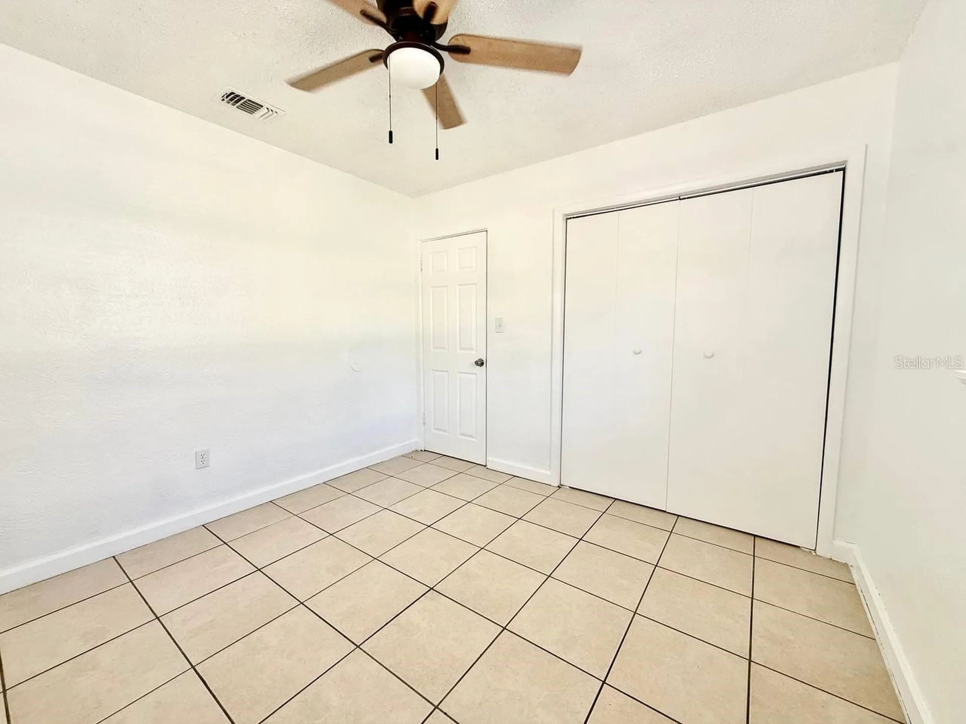 1607 E Maple Avenue Tampa FL 33604