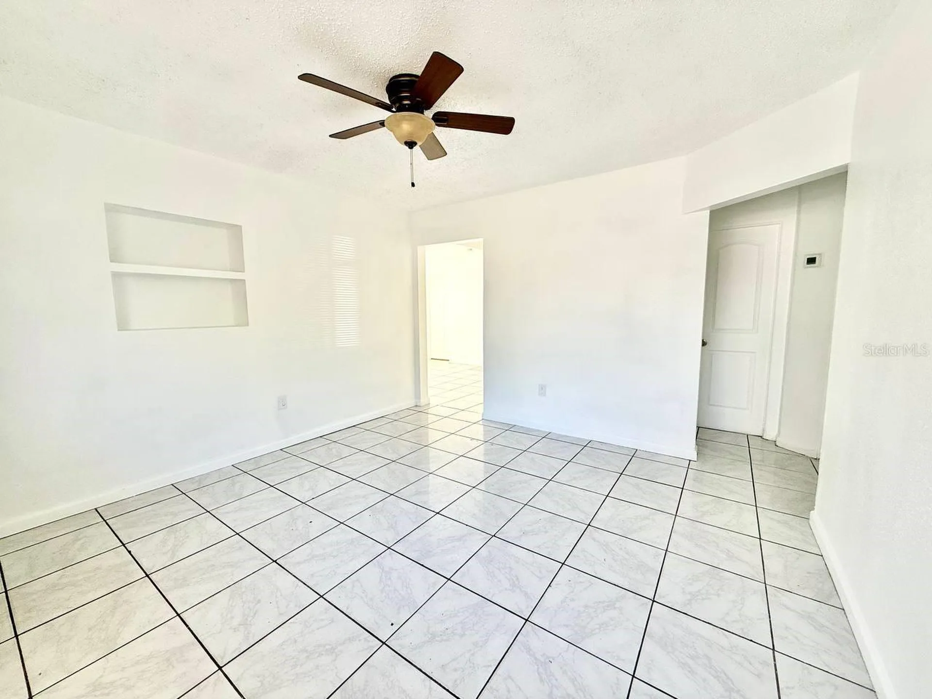 1607 E Maple Avenue Tampa FL 33604