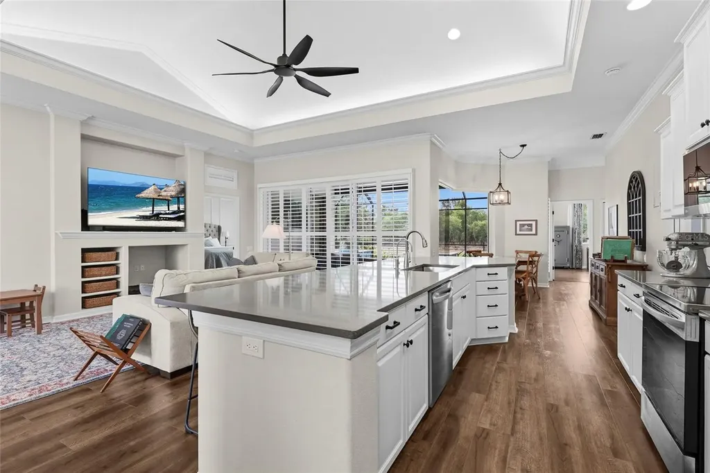 6582 Waters Edge Way Lakewood Ranch FL 34202