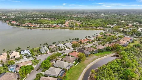6582 Waters Edge Way Lakewood Ranch FL 34202