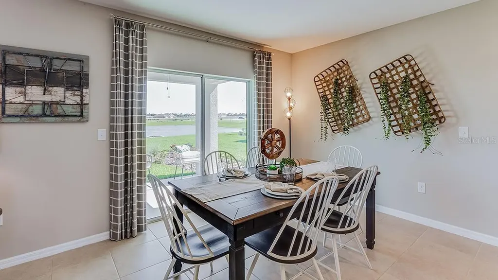 5818 Silver Moonlight Drive Palmetto FL 34221
