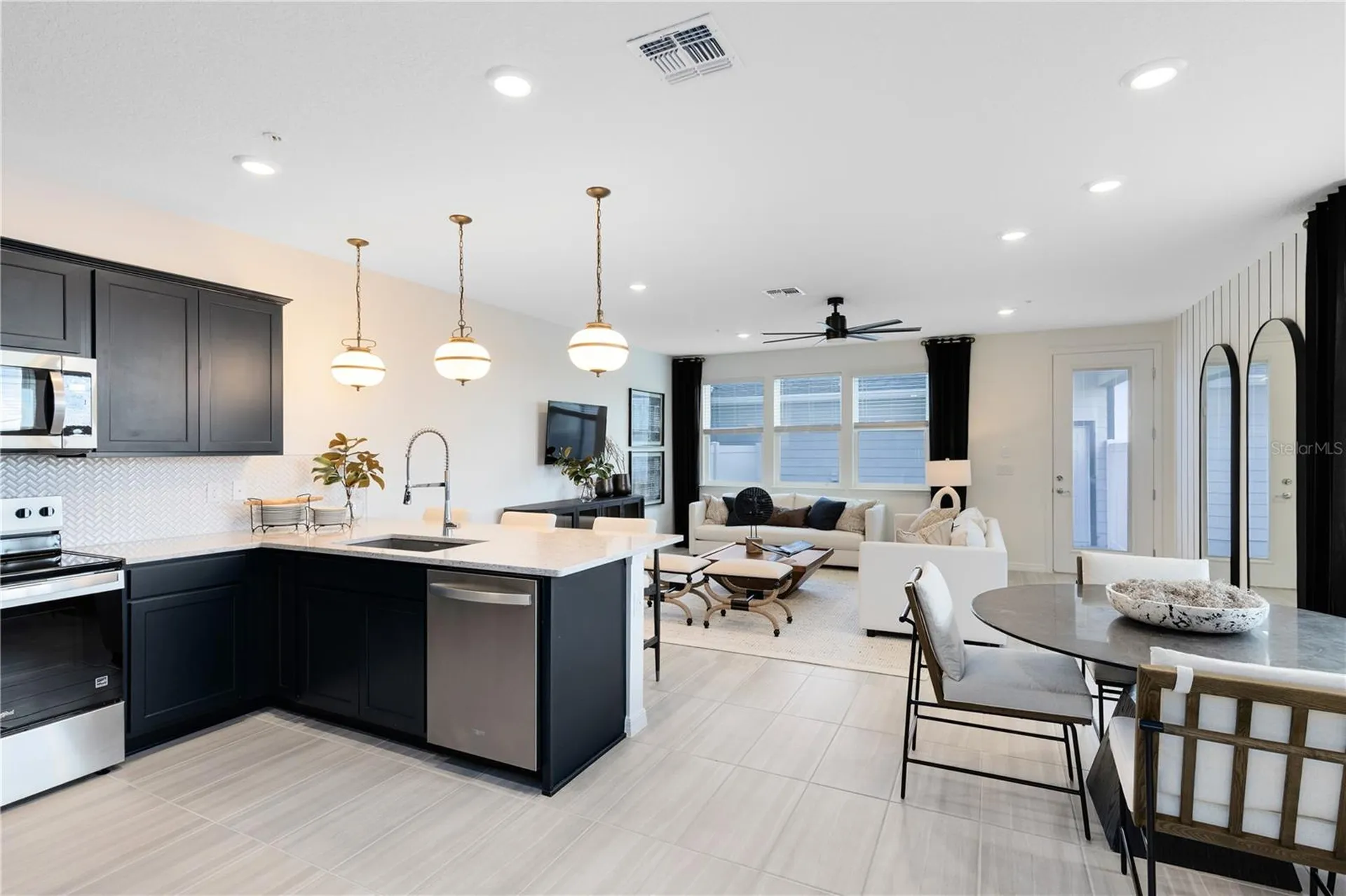 10118 Hadley Street Orlando FL 32829