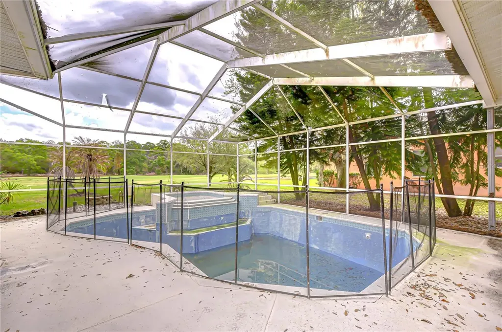 3373 Crescent Oaks Boulevard Tarpon Springs FL 34688