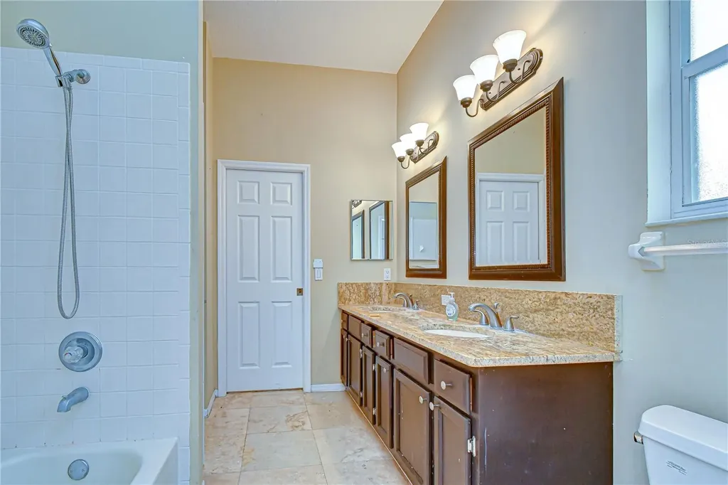 3373 Crescent Oaks Boulevard Tarpon Springs FL 34688
