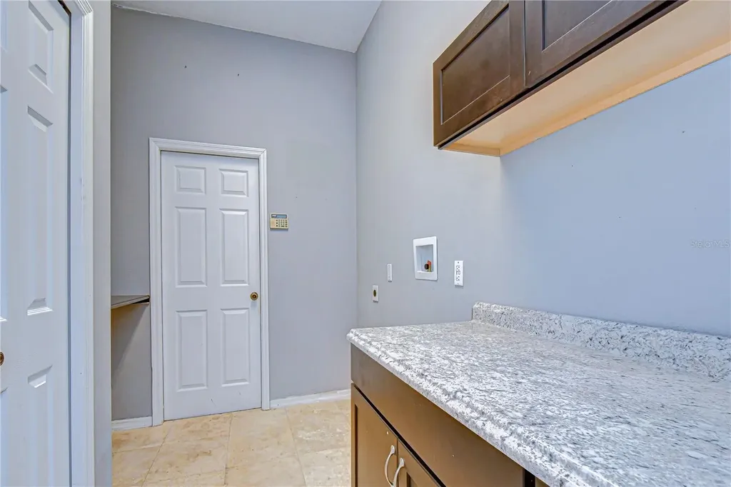 3373 Crescent Oaks Boulevard Tarpon Springs FL 34688