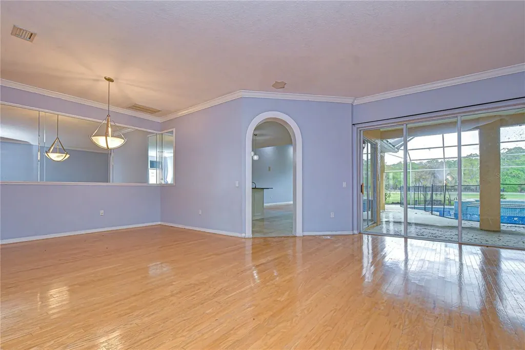 3373 Crescent Oaks Boulevard Tarpon Springs FL 34688