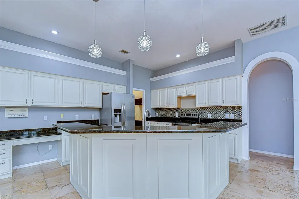3373 Crescent Oaks Boulevard Tarpon Springs FL 34688