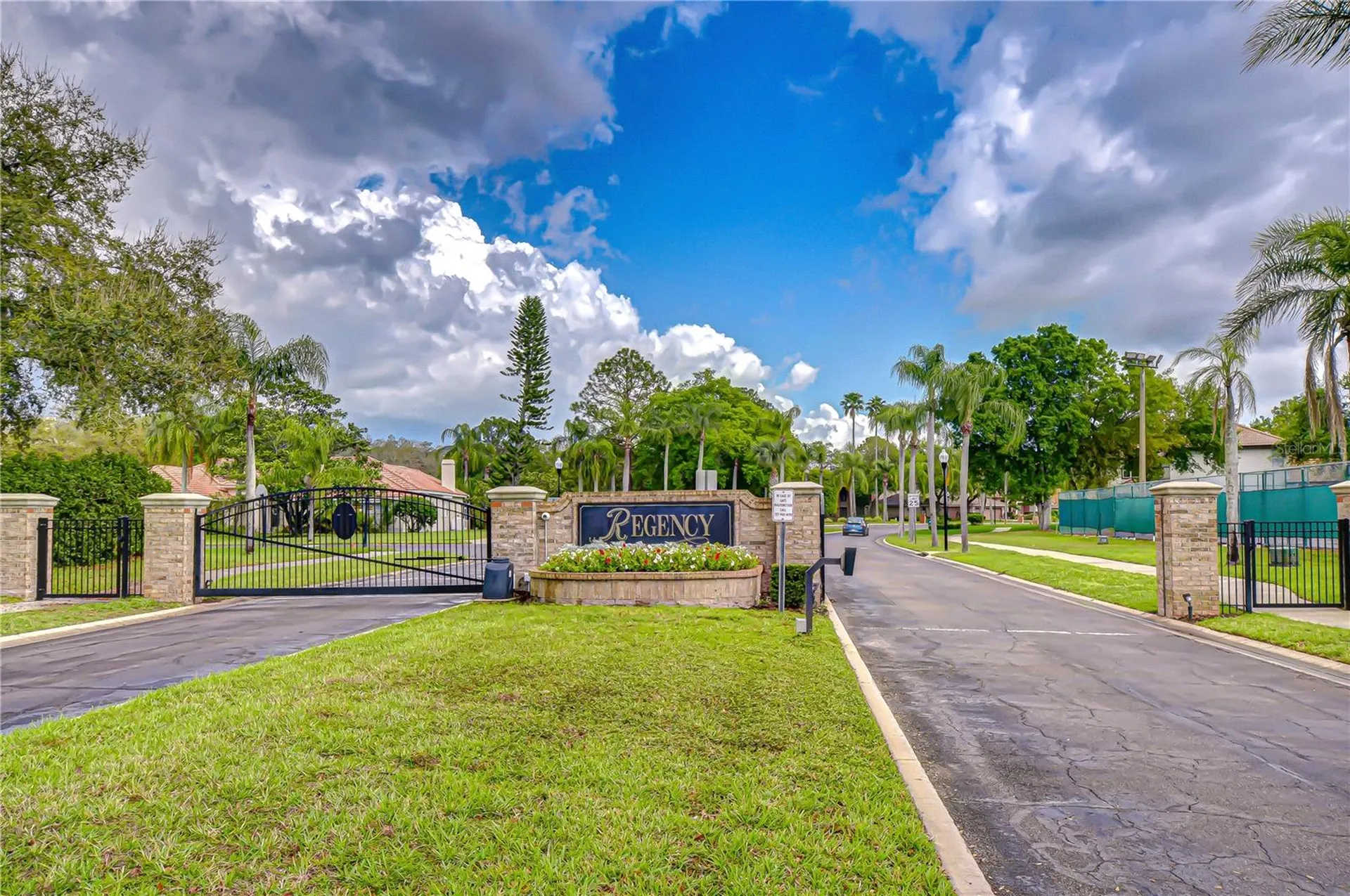 3373 Crescent Oaks Boulevard Tarpon Springs FL 34688