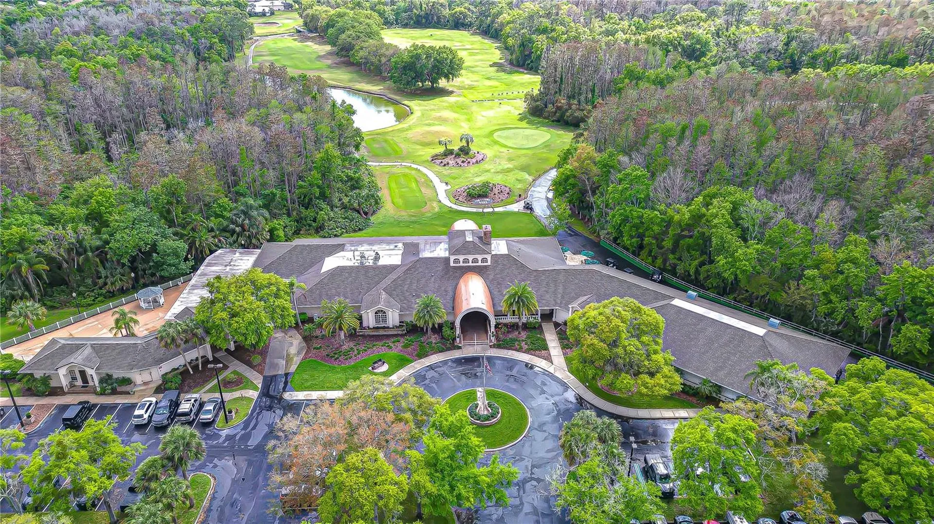 3373 Crescent Oaks Boulevard Tarpon Springs FL 34688