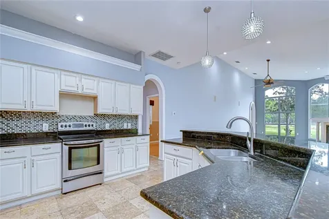 3373 Crescent Oaks Boulevard Tarpon Springs FL 34688