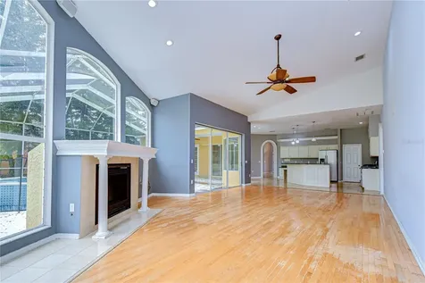 3373 Crescent Oaks Boulevard Tarpon Springs FL 34688