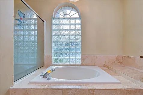 3373 Crescent Oaks Boulevard Tarpon Springs FL 34688