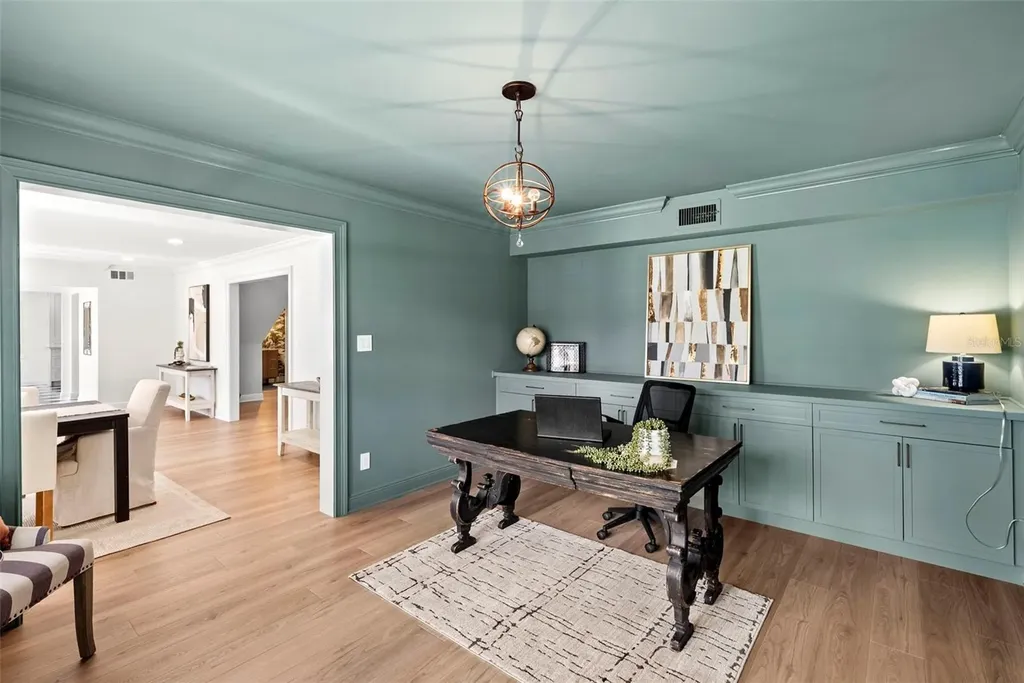 1207 S Druid Lane Tampa FL 33629