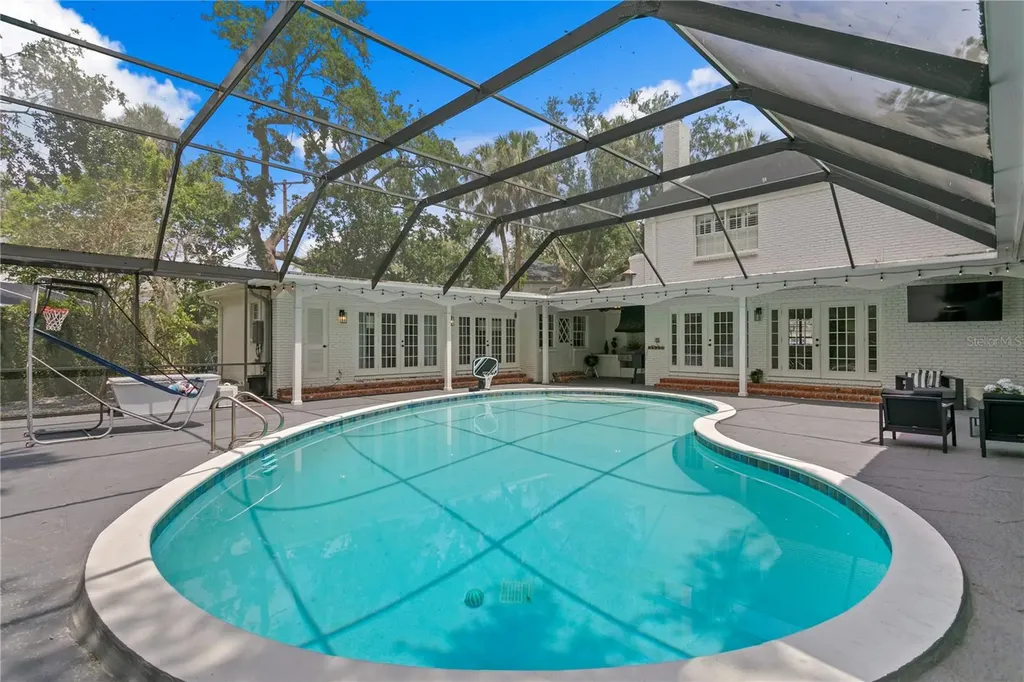 1207 S Druid Lane Tampa FL 33629