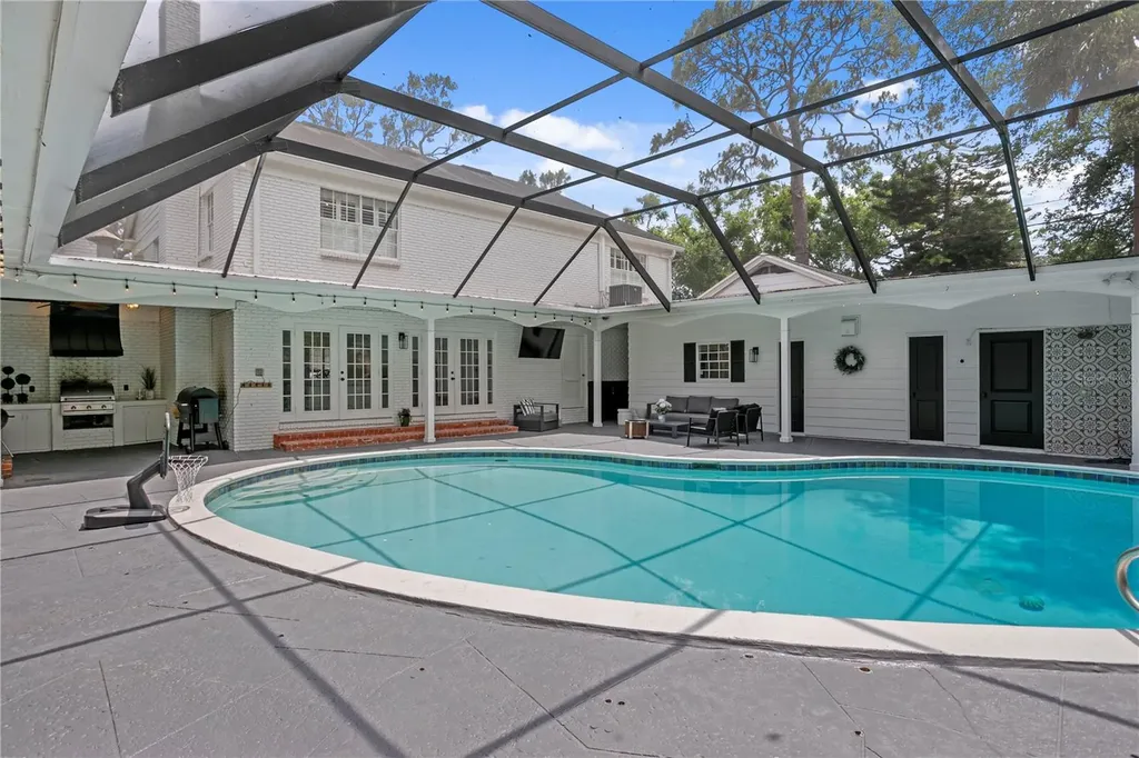 1207 S Druid Lane Tampa FL 33629