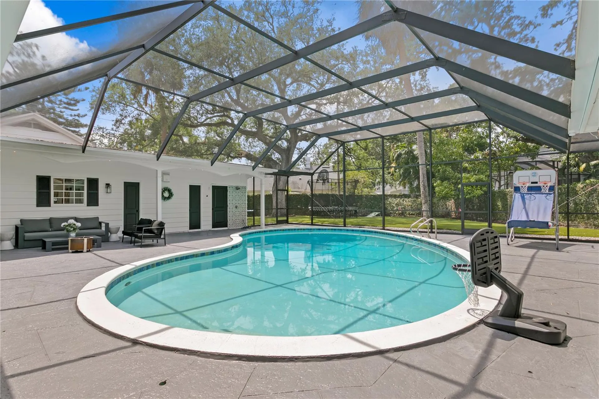 1207 S Druid Lane Tampa FL 33629