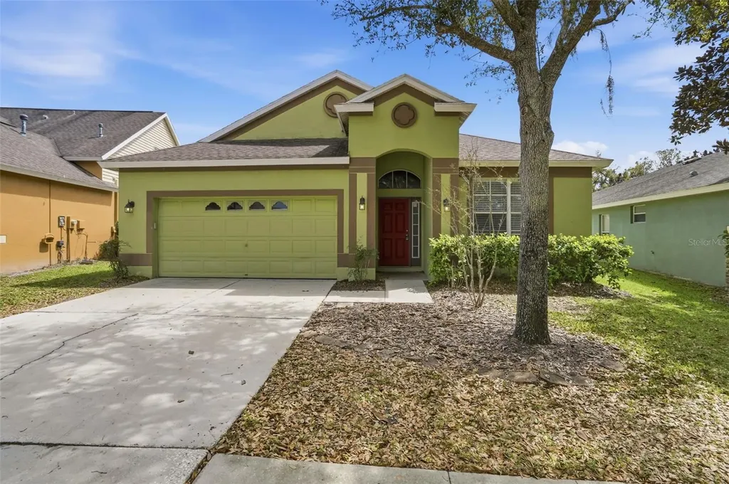 6407 Bridgecrest Drive Lithia FL 33547