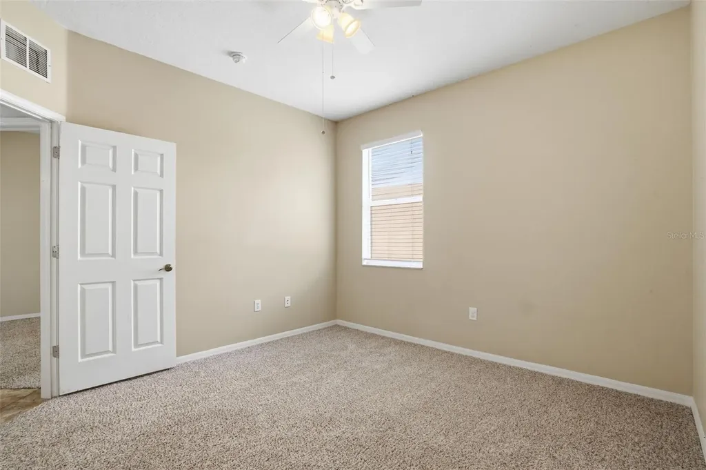 6407 Bridgecrest Drive Lithia FL 33547