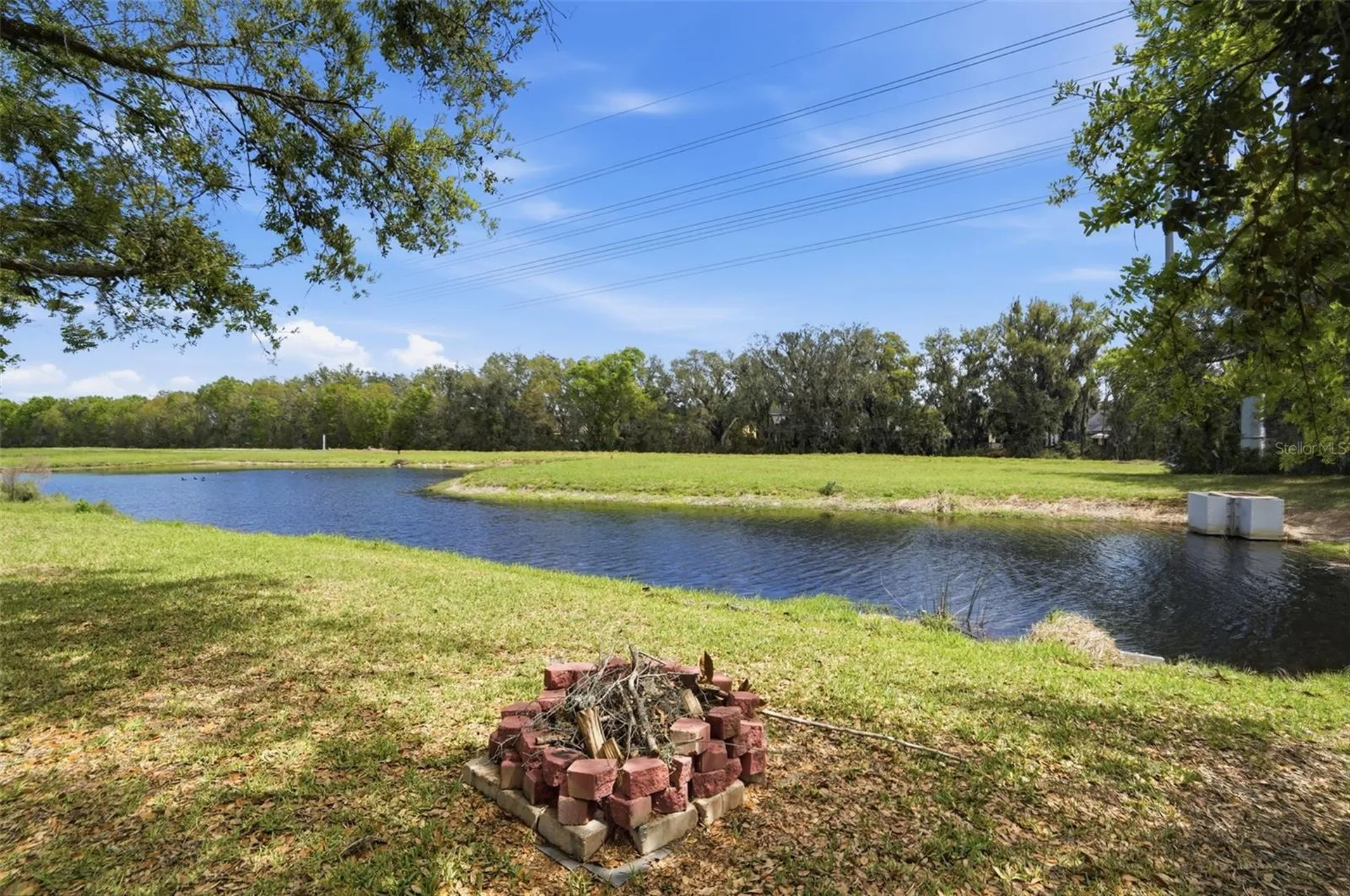 6407 Bridgecrest Drive Lithia FL 33547