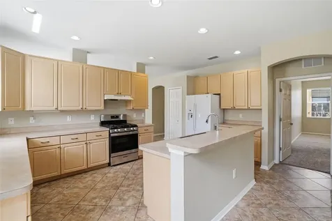 6407 Bridgecrest Drive Lithia FL 33547