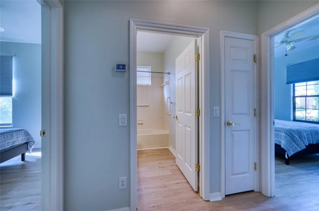 8142 Stirling Falls Circle Sarasota FL 34243