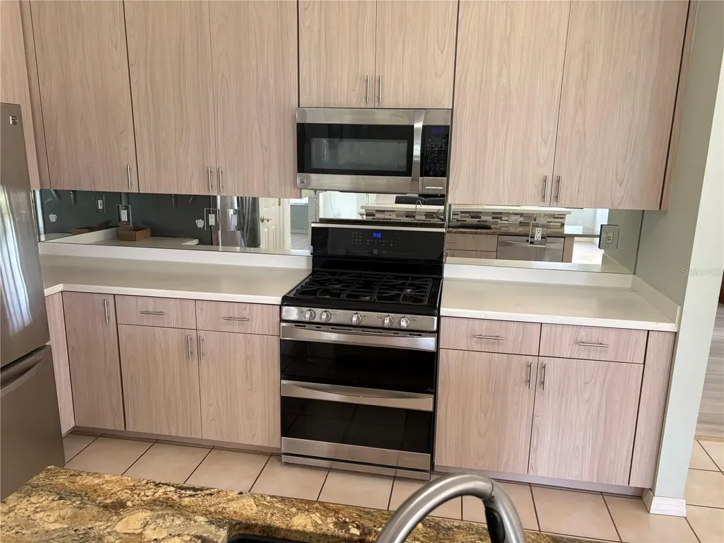 8142 Stirling Falls Circle Sarasota FL 34243