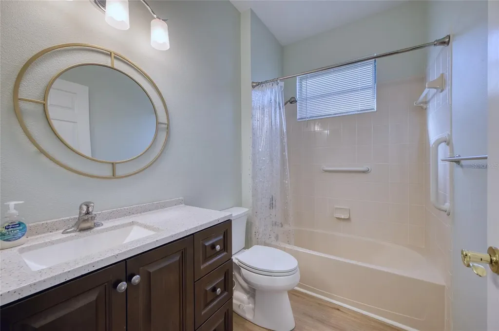 8142 Stirling Falls Circle Sarasota FL 34243