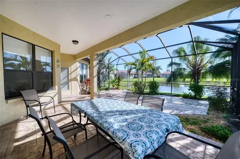 8142 Stirling Falls Circle Sarasota FL 34243