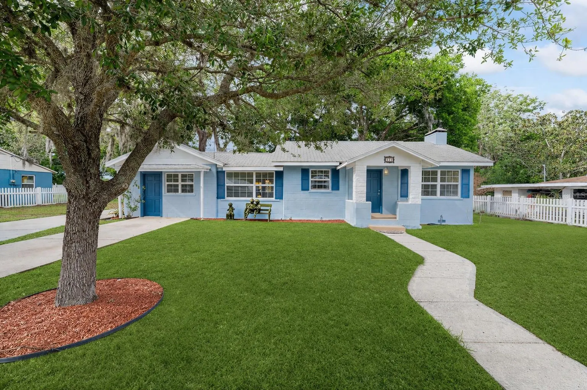 111 E Charlotte Avenue Eustis FL 32726