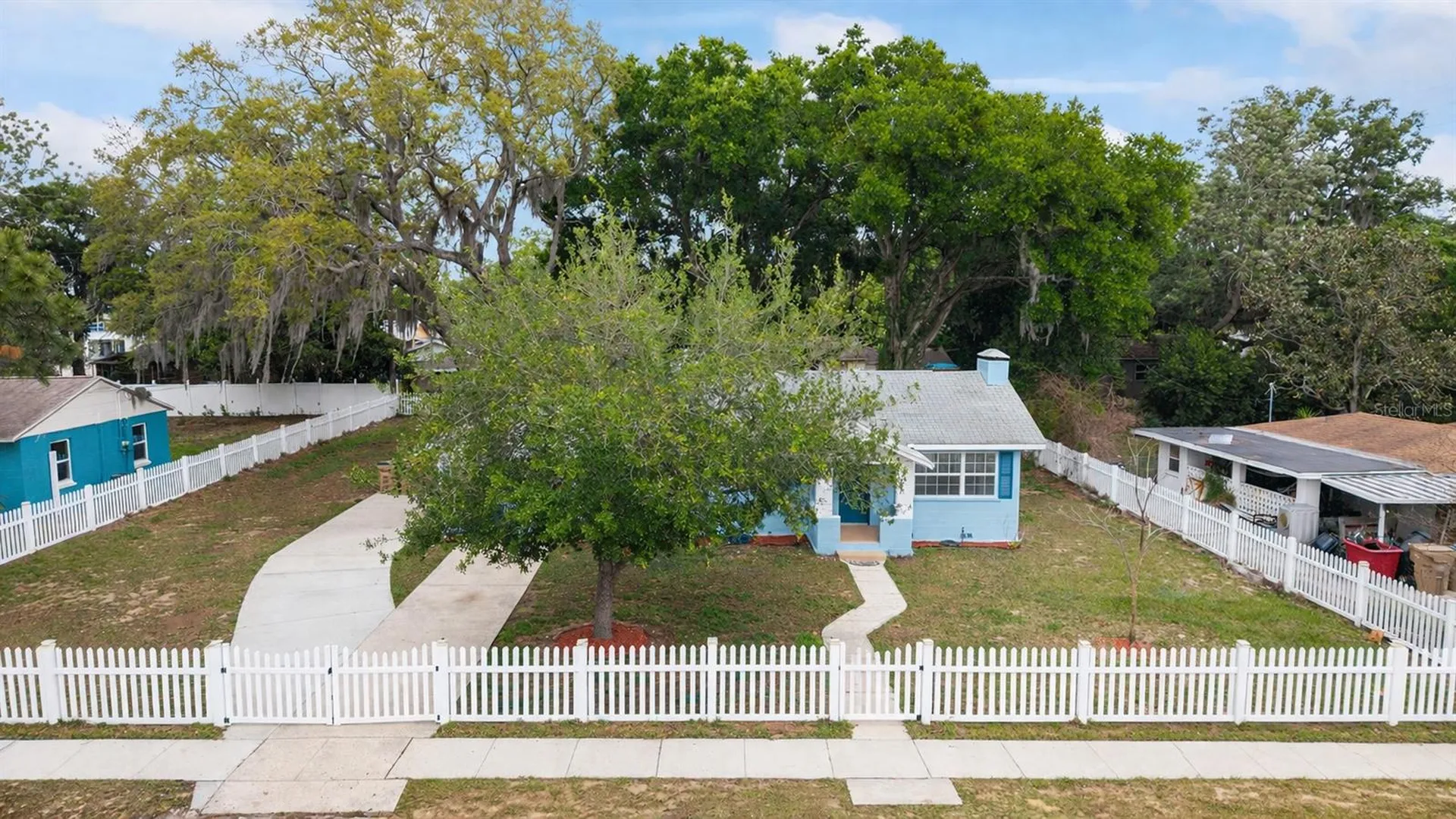 111 E Charlotte Avenue Eustis FL 32726